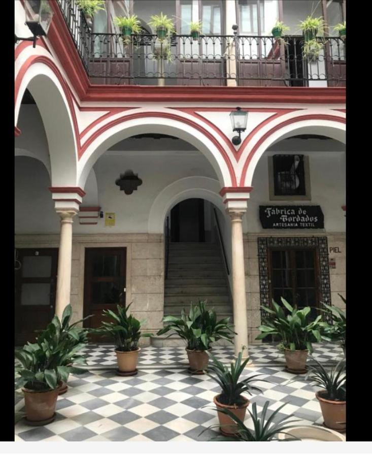 Piso A 60 Metros De La Catedral *